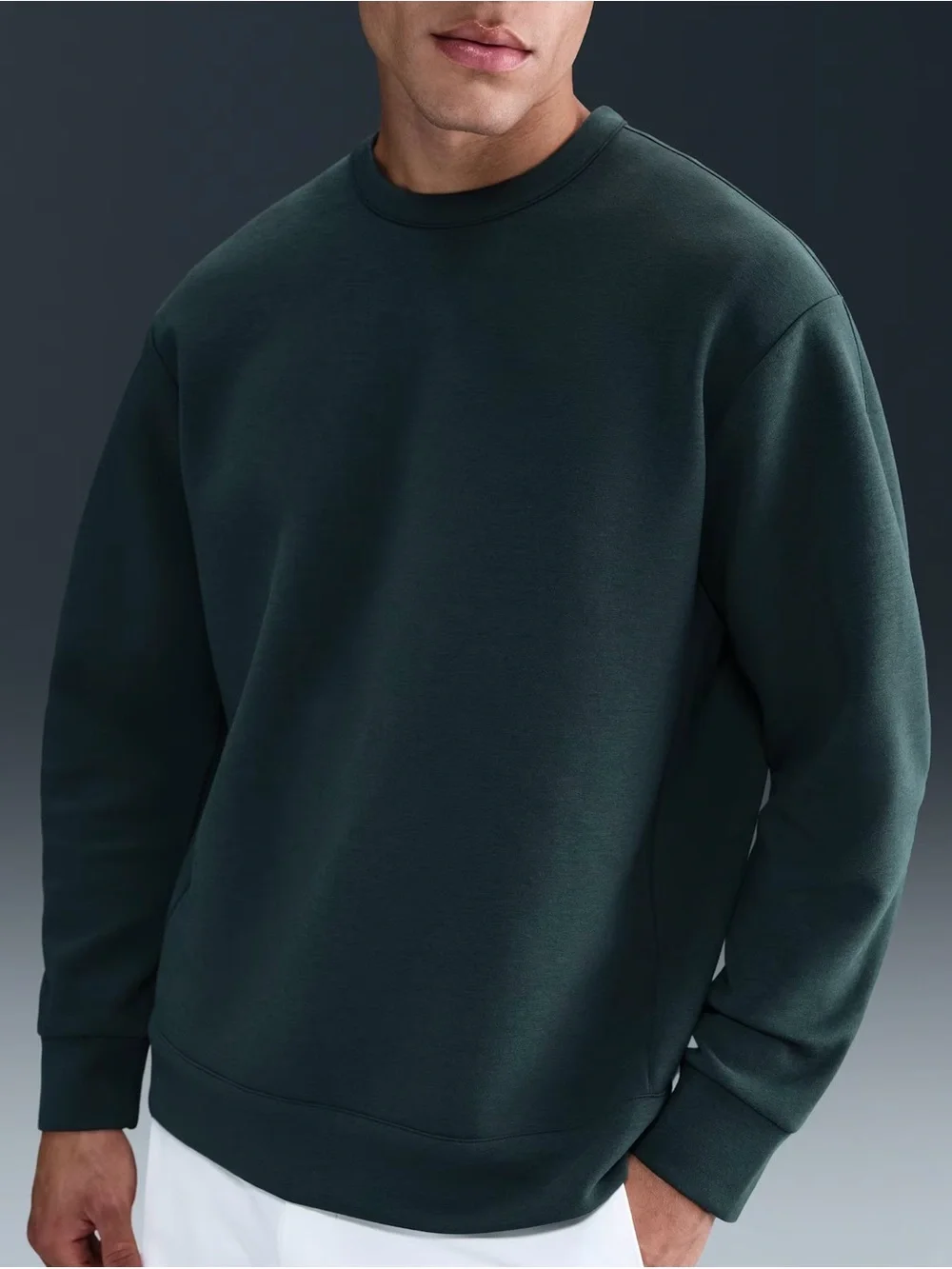 New Nike 24.7 ImpossiblySoft Dri-FIT Crew Sweatshirt Mens Size Medium HQ6964-390